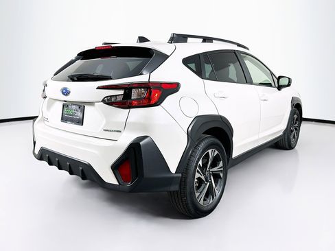 Used 2024 Subaru Crosstrek 2.0i Premium image 9