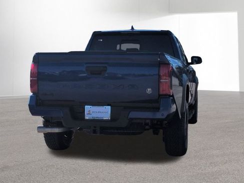 New 2025 Toyota Tacoma TRD Off-Road image 5