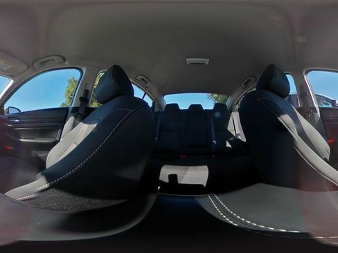 Used 2025 Nissan Altima 2.5 SV image 42