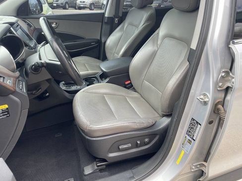 Used 2018 Hyundai Santa Fe Limited AWD/4WD image 16