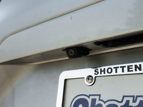 Used 2021 Honda CR-V EX-L image 11