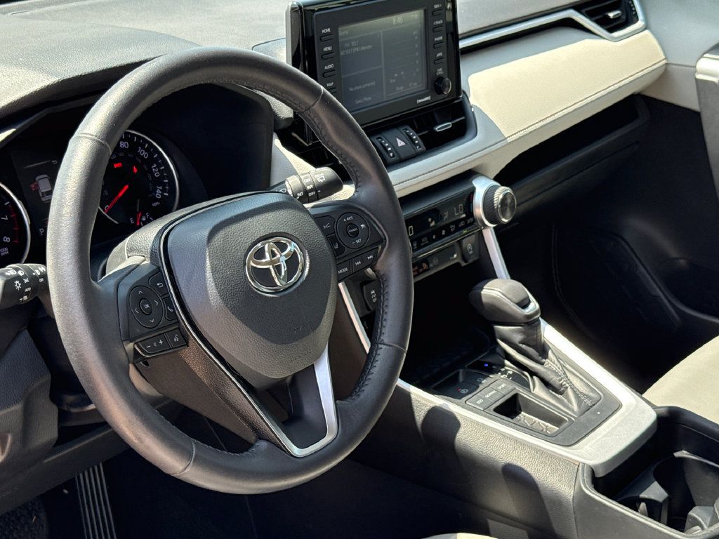 Used 2021 Toyota RAV4 XLE Premium FWD image 18