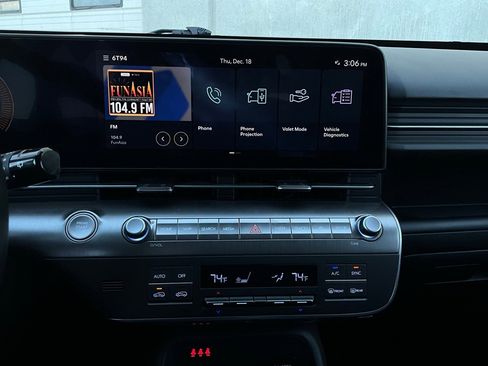 Used 2025 Hyundai Kona SEL image 27