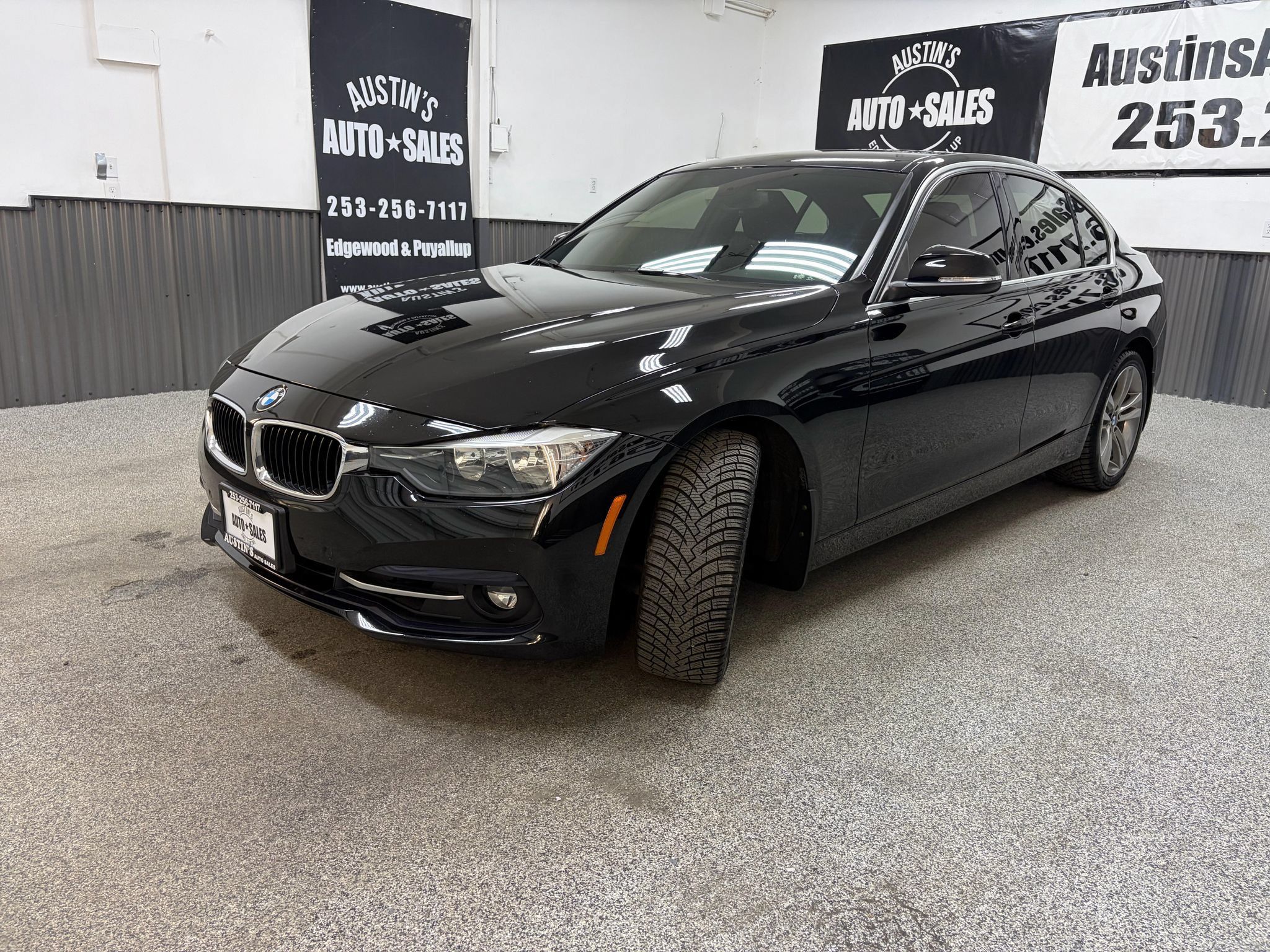 Used 2017 BMW 330i Sedan RWD image 6
