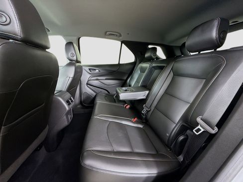 Used 2020 Chevrolet Equinox LT w/ Sport Edition FWD image 25