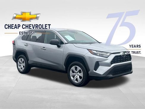 Used 2024 Toyota RAV4 LE FWD image 8
