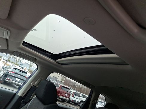 Used 2023 Honda CR-V EX image 14