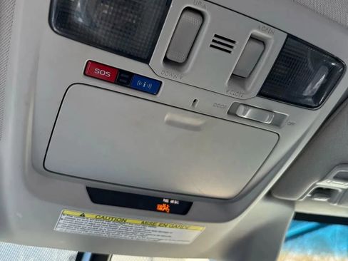 Used 2017 Subaru Legacy 2.5i Limited image 30