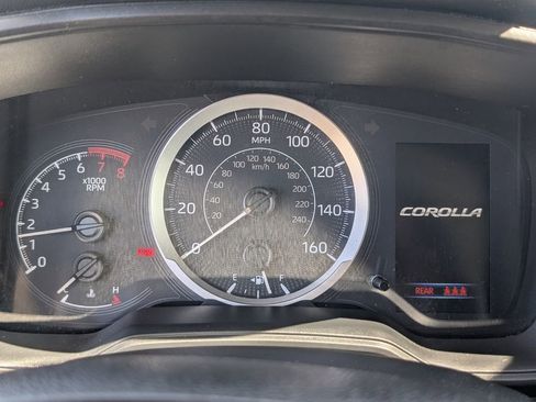 Used 2022 Toyota Corolla LE FWD image 17