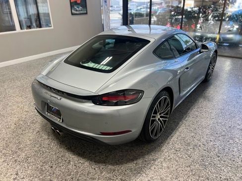 Used 2021 Porsche 718 Cayman S RWD image 6