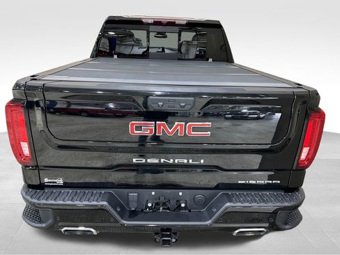 Used 2022 GMC Sierra 1500 Denali AWD/4WD image 4