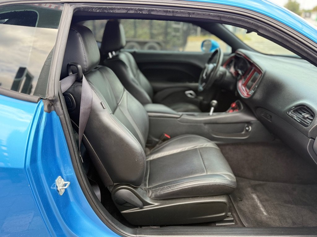 Used 2016 Dodge Challenger R/T Plus RWD image 19