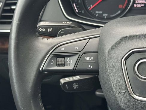 Used 2020 Audi Q5 2.0T Premium w/ Convenience Package image 26