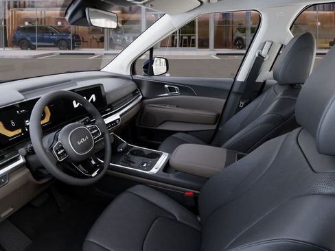 New 2026 Kia Carnival FWD image 17