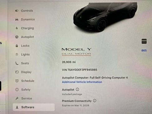 Used 2023 Tesla Model Y Performance image 40