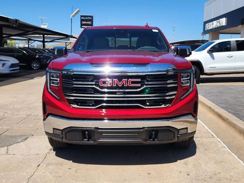 New 2026 GMC Sierra 1500 SLT image 9