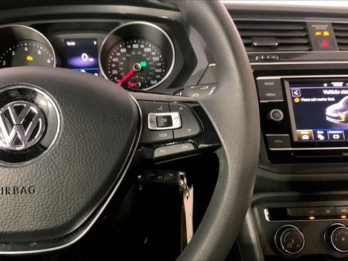 Used 2021 Volkswagen Tiguan S FWD image 19