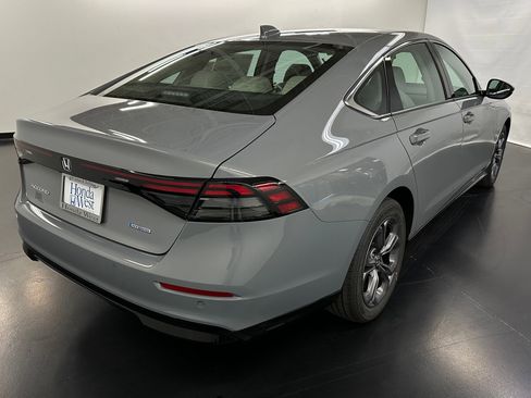 New 2026 Honda Accord EX-L image 7