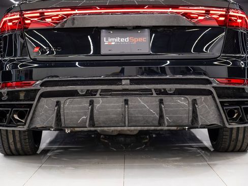 Used 2026 Audi RS Q8 performance image 31