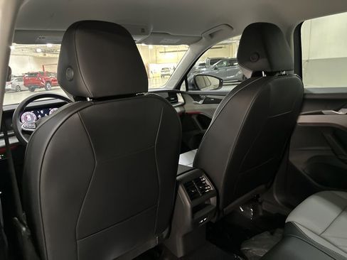 New 2026 Volkswagen Tiguan SE image 20