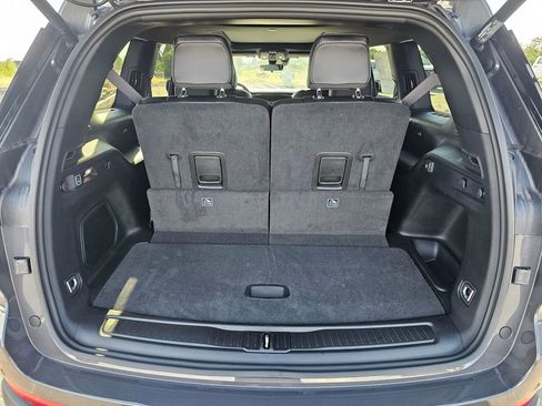 New 2025 Jeep Grand Cherokee L Limited w/ Black Appearance Package image 28