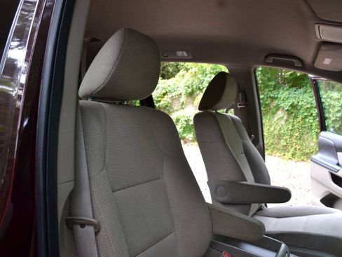 Used 2011 Honda Odyssey EX image 9