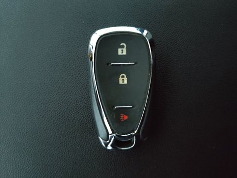 Used 2020 Chevrolet Equinox LS w/ LS Convenience Package FWD image 32