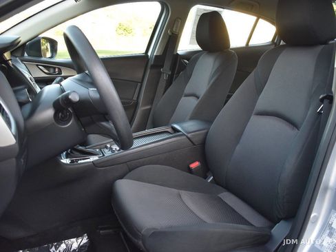 Used 2017 MAZDA MAZDA3 Sport FWD image 12