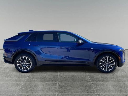 New 2026 Cadillac Lyriq Sport image 6