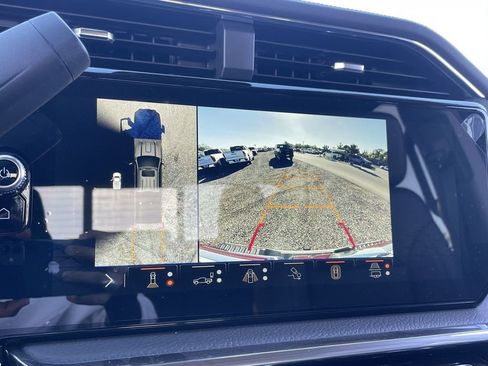 New 2025 GMC Sierra 2500 Denali w/ Denali Reserve Package image 15