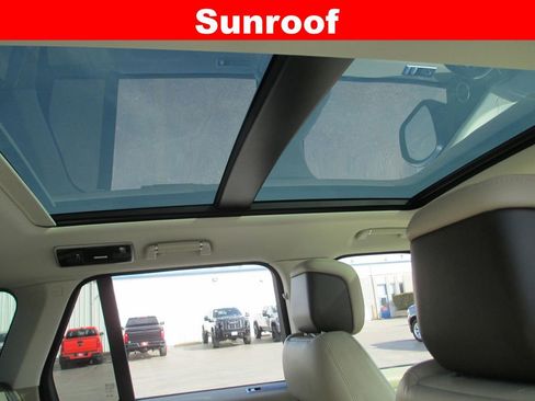 Used 2021 Land Rover Range Rover Westminster Edition AWD/4WD image 16