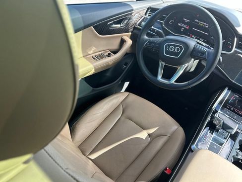 Used 2023 Audi Q8 Premium Plus w/ Premium Plus Package AWD/4WD image 9