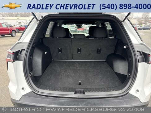 Used 2025 Chevrolet Equinox LT image 10