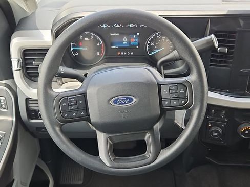 Used 2025 Ford F250 XLT AWD/4WD image 24