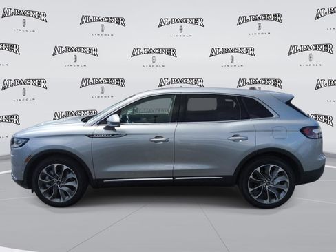 Used 2023 Lincoln Nautilus Reserve w/ Equipment Group 201A FWD image 2