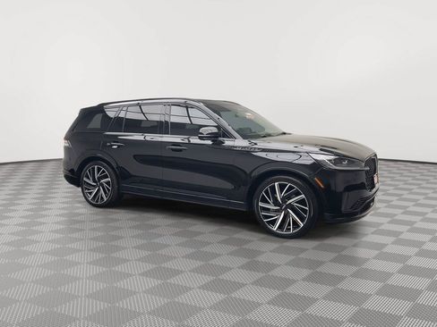 Used 2025 Lincoln Aviator Black Label w/ Jet Appearance Package AWD/4WD image 44
