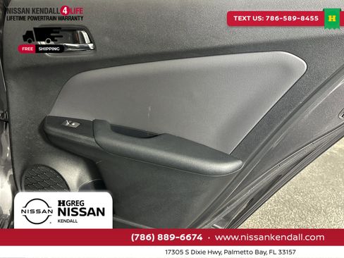 Used 2017 Toyota Prius Prime Advanced image 36