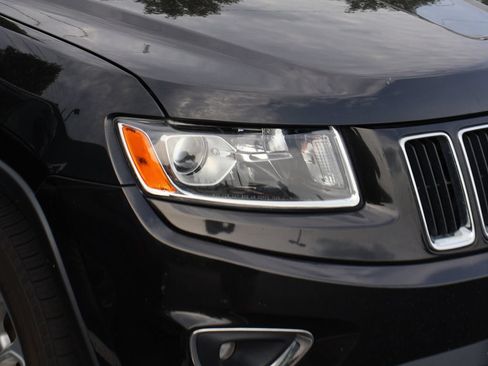 Used 2015 Jeep Grand Cherokee Laredo w/ Quick Order Package 23E AWD/4WD image 6