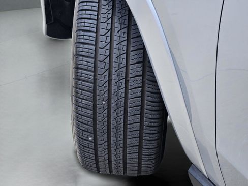 Certified 2026 Mercedes-Benz GLS 450 4MATIC image 31