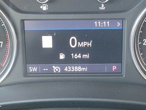 Used 2020 Buick Enclave Premium w/ LPO, Floor Liner Package image 30