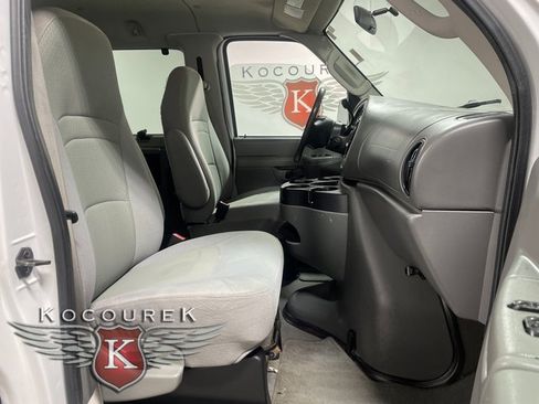 Used 2008 Ford E-350 and Econoline 350 XL image 21