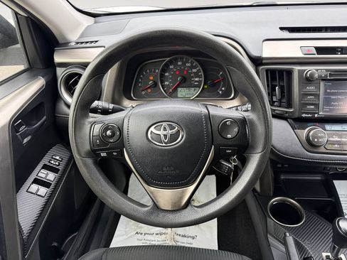 Used 2014 Toyota RAV4 XLE AWD/4WD image 12