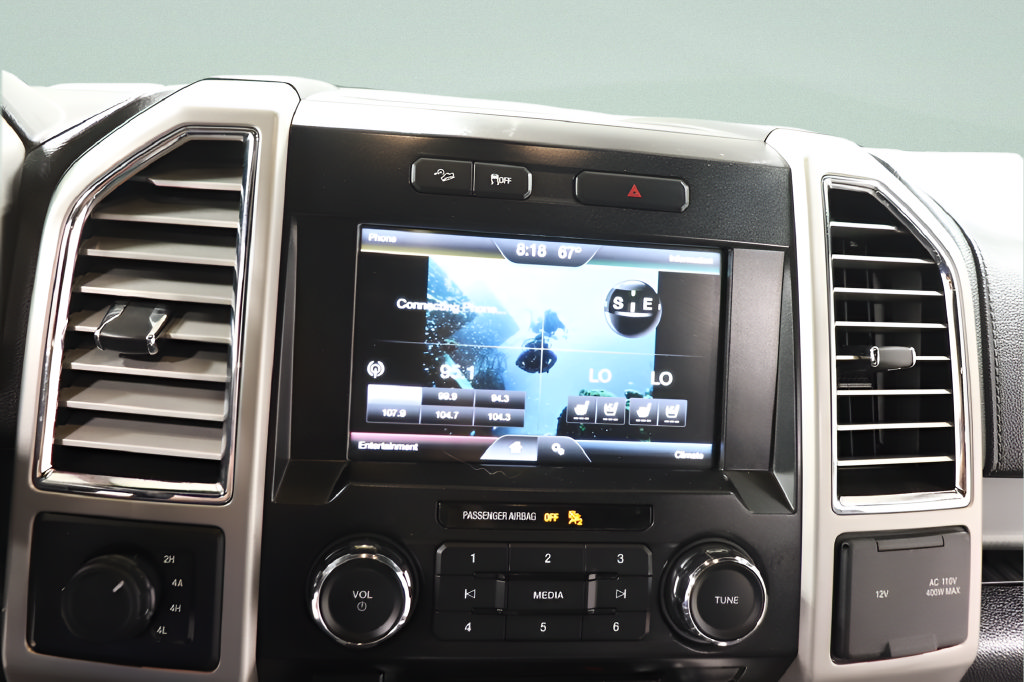 Used 2015 Ford F150 Lariat AWD/4WD image 10