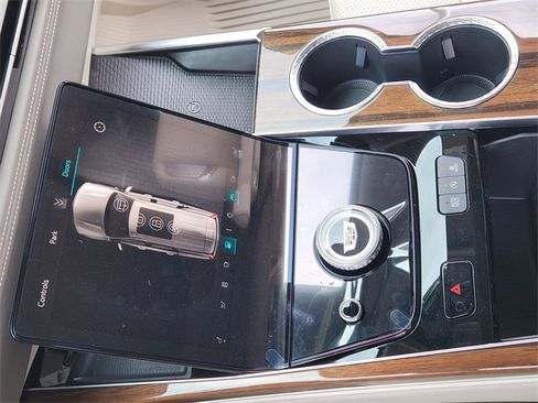 New 2026 Cadillac Escalade Platinum Sport w/ LPO, Floor Liner Package image 16