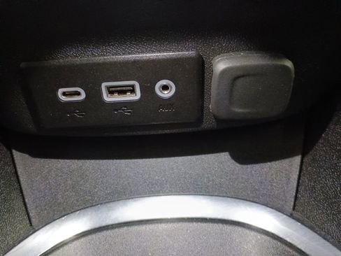 Used 2024 Chevrolet Malibu LT image 28