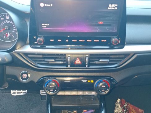 Used 2022 Kia Forte GT-Line w/ GT-Line Technology Package image 13