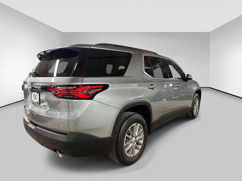 Used 2023 Chevrolet Traverse LT AWD/4WD image 5