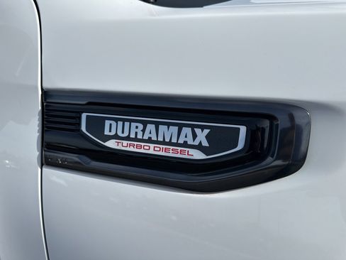 Used 2024 GMC Sierra 1500 AT4 w/ Technology Package image 36