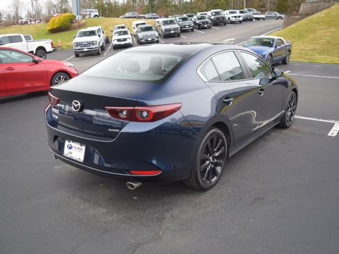 Used 2025 MAZDA MAZDA3 s image 4
