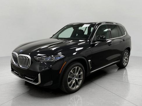 New 2026 BMW X5 xDrive50e w/ Climate Comfort Package AWD/4WD image 49